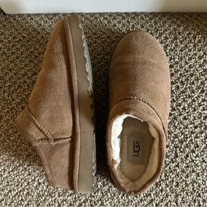 Chestnut Classic Slipper (Women)